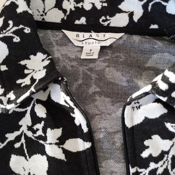 Blast Studio Jacket (bundle 2 for $7) - Picture 3 of 5